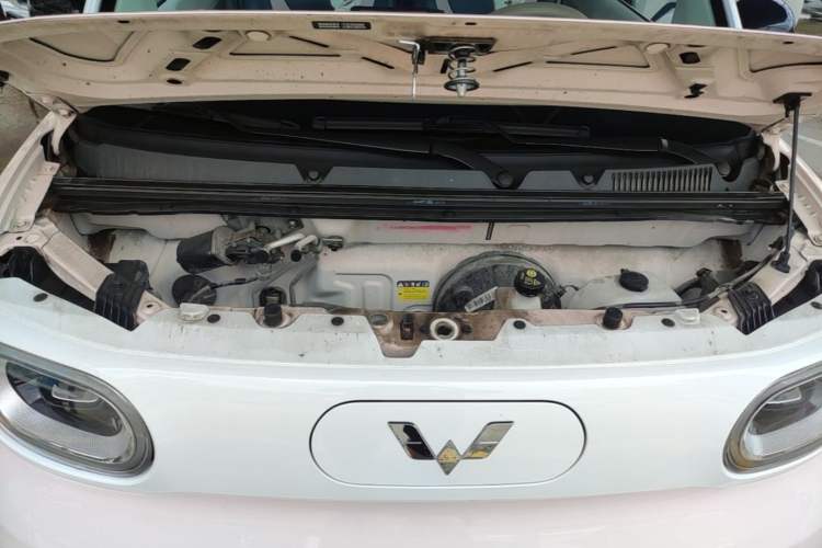 Used Wuling Hongguang MINIEV 2024 3rd Generation 215km Advanced Version Engine Bay