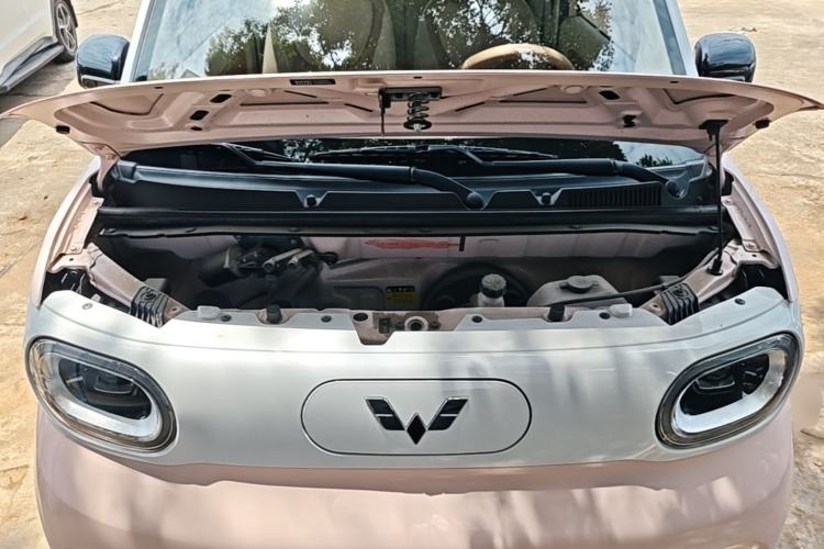 Used Wuling Hongguang MINIEV 2024 3rd Generation 215km Advanced Version Engine Bay