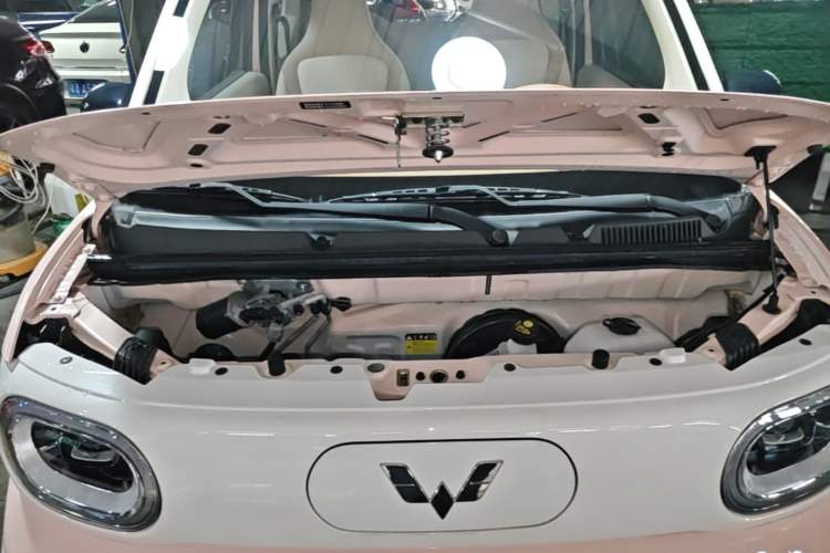 Used Wuling Hongguang MINIEV 2024 3rd Generation 215km Advanced Version Engine Bay