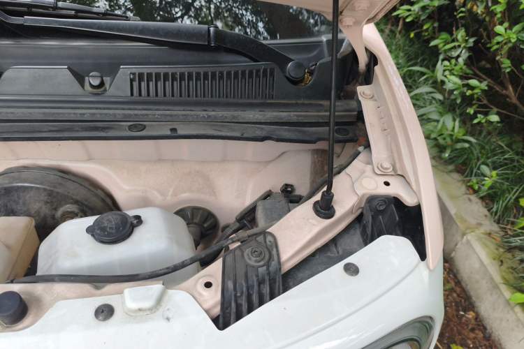 Used Wuling Hongguang MINIEV 2024 3rd Generation 215km Advanced Version Engine Bay Left