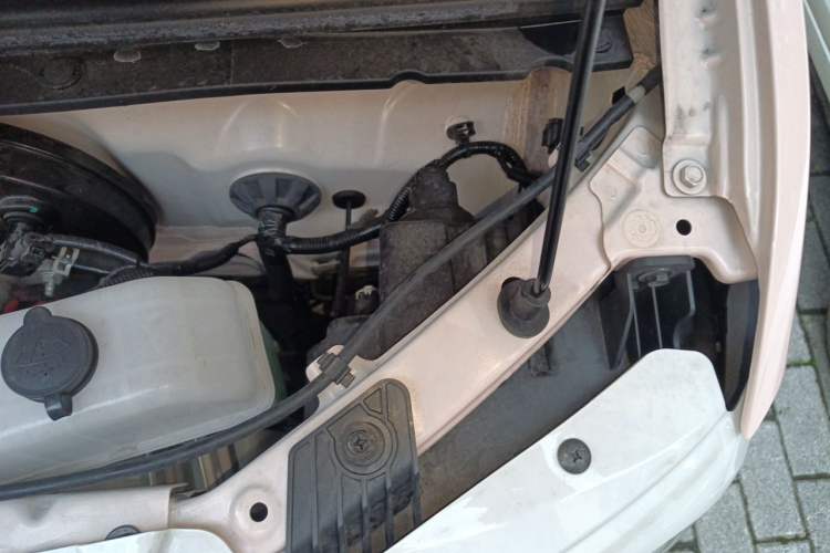 Used Wuling Hongguang MINIEV 2024 3rd Generation 215km Youth Edition Engine Bay Left