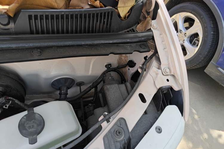 Used Wuling Hongguang MINIEV 2024 3rd Generation 215km Youth Edition Engine Bay Left