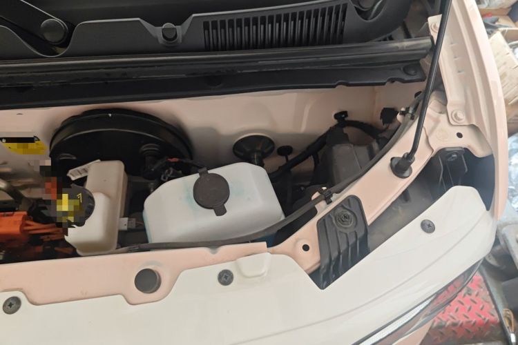 Used Wuling Hongguang MINIEV 2024 3rd Generation 215km Youth Edition Engine Bay Left