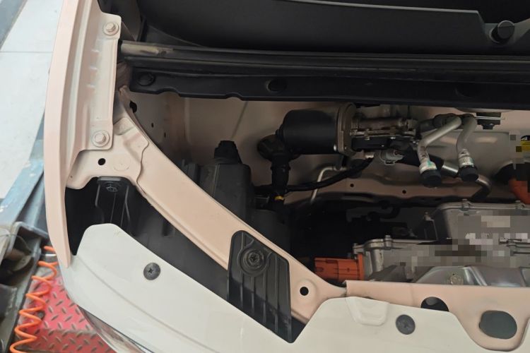 Used Wuling Hongguang MINIEV 2024 3rd Generation 215km Youth Edition Engine Bay Right
