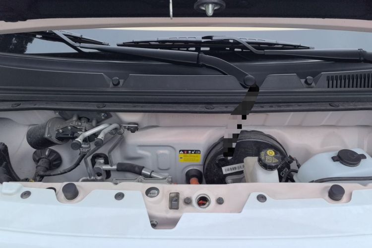 Used Wuling Hongguang MINIEV 2024 Third Generation 120 km Engine Bay