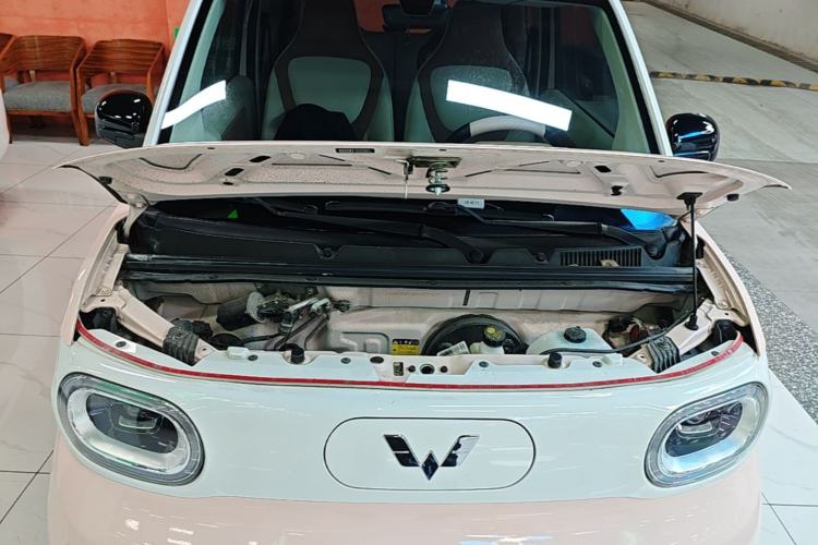 Used Wuling Hongguang MINIEV 2024 3rd Generation 215km Advanced Version Engine Bay