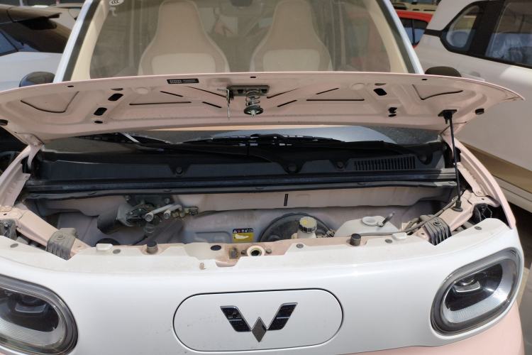 Used Wuling Hongguang MINIEV 2024 3rd Generation 215km Advanced Version Engine Bay