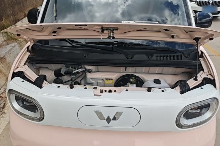 Used Wuling Hongguang MINIEV 2024 3rd Generation 215km Advanced Version Engine Bay