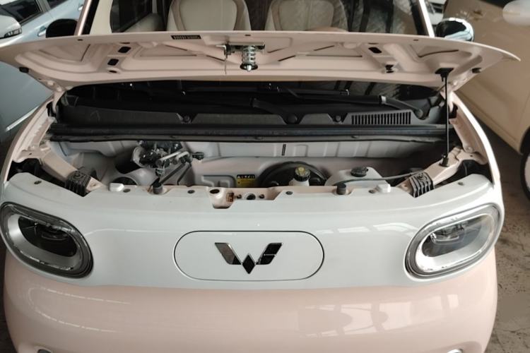Used Wuling Hongguang MINIEV 2024 3rd Generation 215km Youth Edition Engine Bay