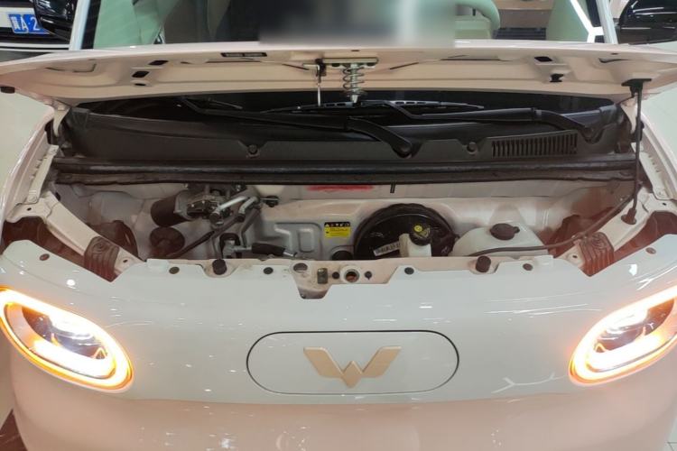 Used Wuling Hongguang MINIEV 2024 3rd Generation 215km Advanced Version Engine Bay