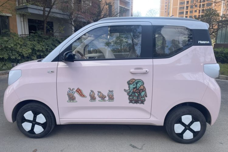 Used Wuling Hongguang MINIEV 2024 3rd Generation 215km Advanced Version Exterior 1