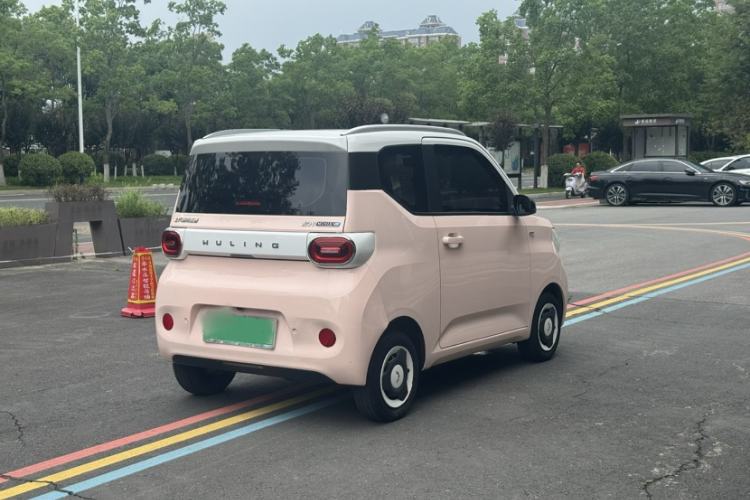 Used Wuling Hongguang MINIEV 2024 3rd Generation 170 km Exterior 2