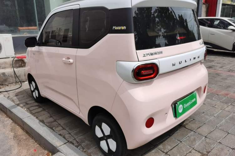 Used Wuling Hongguang MINIEV 2024 3rd Generation 215km Advanced Version Exterior 2