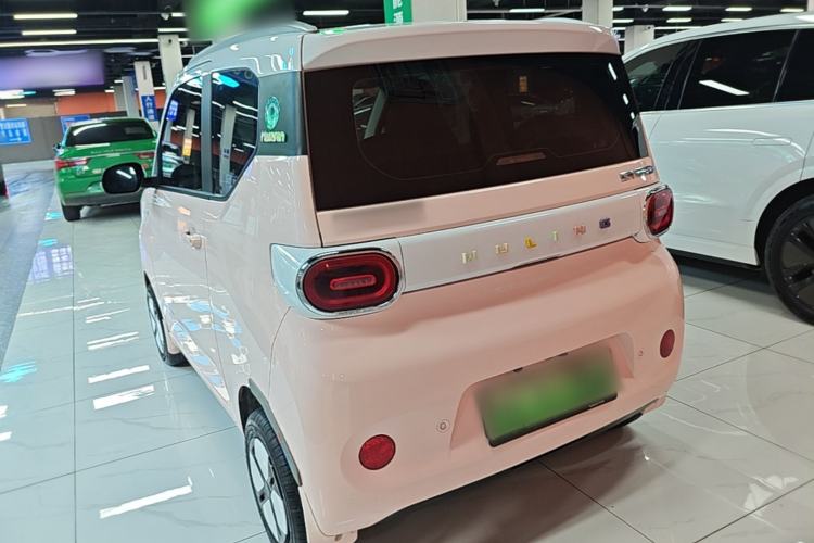Used Wuling Hongguang MINIEV 2024 3rd Generation 215km Advanced Version Exterior 2