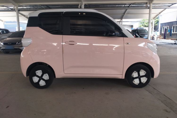 Used Wuling Hongguang MINIEV 2024 3rd Generation 215km Advanced Version Exterior 3