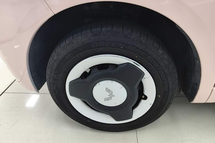 Used Wuling Hongguang MINIEV 2024 3rd Generation 215km Youth Edition Exterior 4