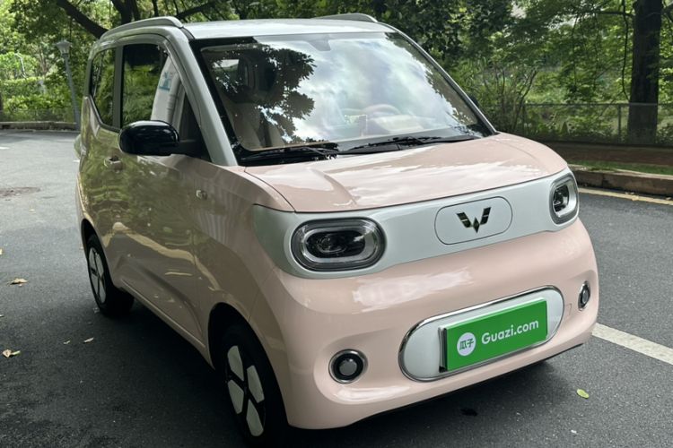 Used Wuling Hongguang MINIEV 2024 3rd Generation 215km Advanced Version Exterior 4