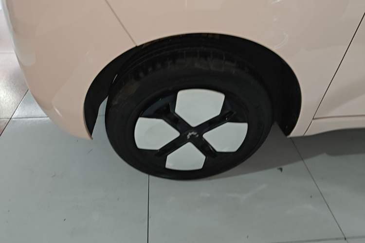 Used Wuling Hongguang MINIEV 2024 3rd Generation 215km Youth Edition Exterior 4