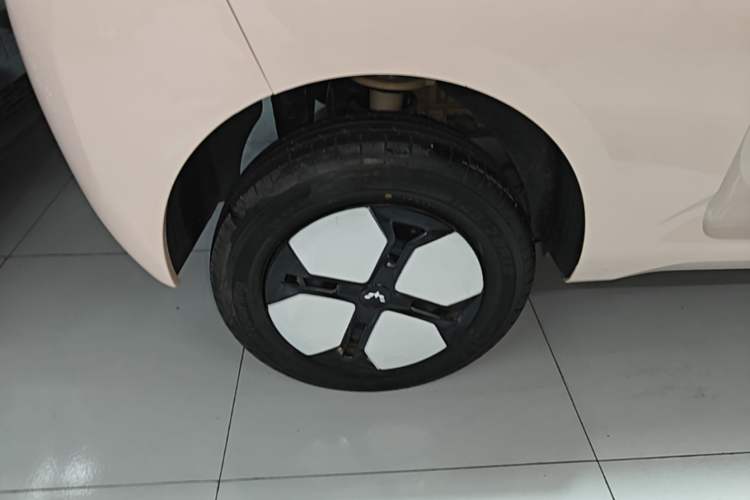 Used Wuling Hongguang MINIEV 2024 3rd Generation 215km Youth Edition Exterior 5