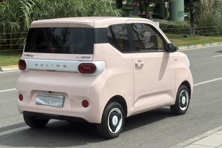 Used Wuling Hongguang MINIEV 2024 3rd Generation 215km Youth Edition Exterior 8