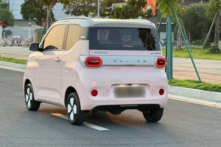 Used Wuling Hongguang MINIEV 2024 3rd Generation 215km Advanced Version Exterior 8