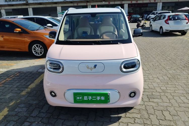 Used Wuling Hongguang MINIEV 2024 3rd Generation 215km Advanced Version Front
