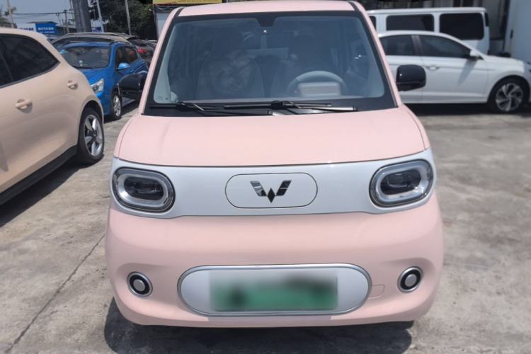 Used Wuling Hongguang MINIEV 2024 3rd Generation 215km Youth Edition Front
