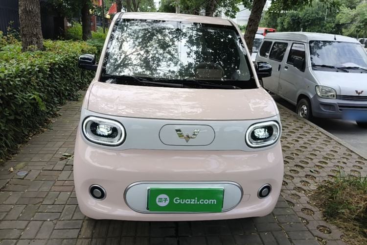 Used Wuling Hongguang MINIEV 2024 3rd Generation 215km Youth Edition Front
