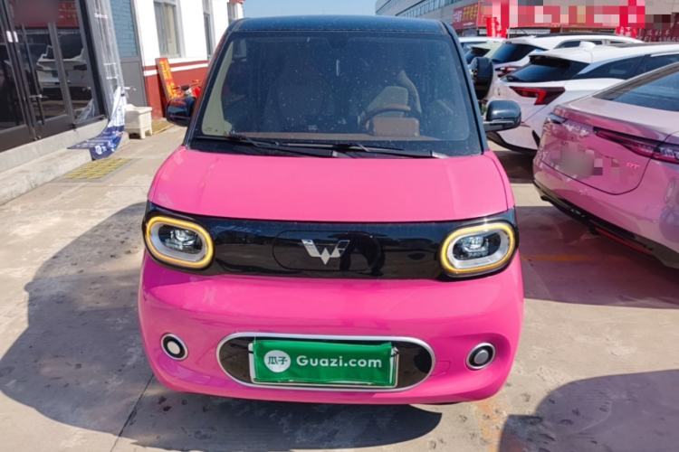 Used Wuling Hongguang MINIEV 2024 3rd Generation 215km Youth Edition Front