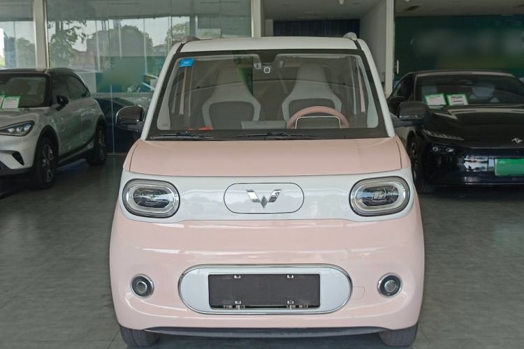 Used Wuling Hongguang MINIEV 2024 3rd Generation 215km Advanced Version Front