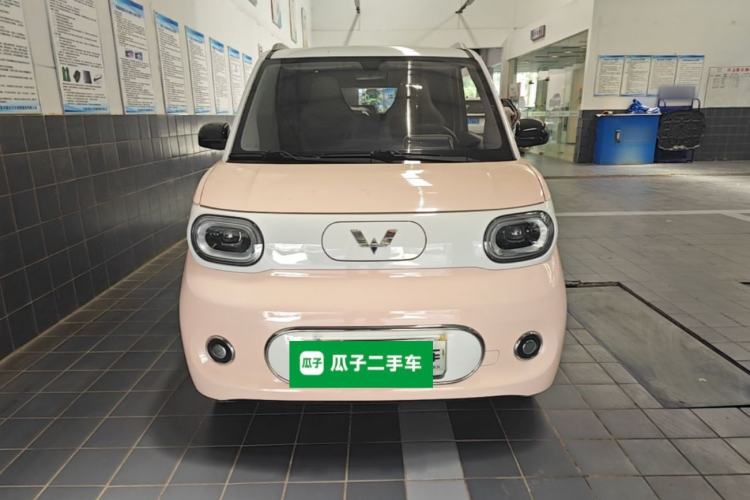 Used Wuling Hongguang MINIEV 2024 3rd Generation 215km Advanced Version Front