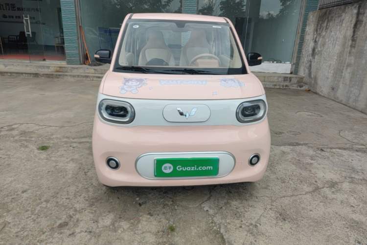 Used Wuling Hongguang MINIEV 2024 3rd Generation 215km Youth Edition Front