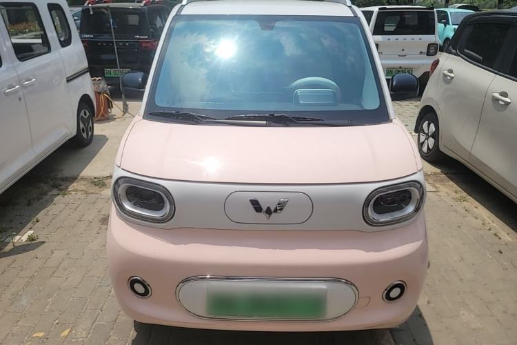 Used Wuling Hongguang MINIEV 2024 3rd Generation 215km Advanced Version Front