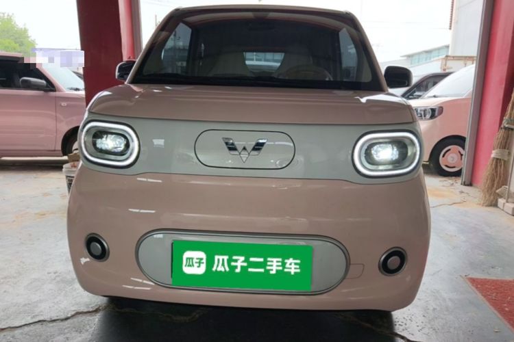 Used Wuling Hongguang MINIEV 2024 3rd Generation 215km Youth Edition Front