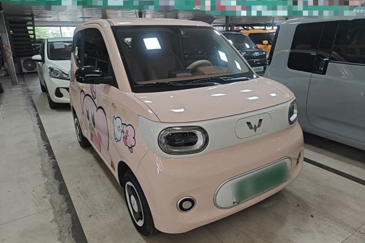 Used Wuling Hongguang MINIEV 2024 3rd Generation 215km Youth Edition Front Right 45 Deg