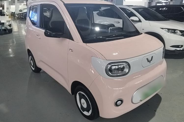 Used Wuling Hongguang MINIEV 2024 3rd Generation 215km Youth Edition Front Right 45 Deg