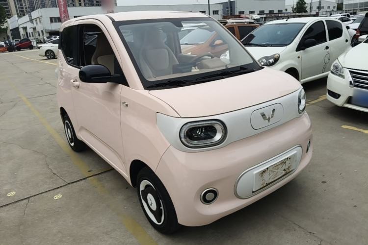 Used Wuling Hongguang MINIEV 2024 3rd Generation 215km Youth Edition Front Right 45 Deg