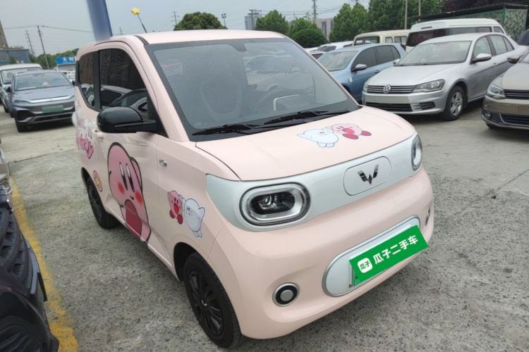 Used Wuling Hongguang MINIEV 2024 3rd Generation 215km Youth Edition Front Right 45 Deg