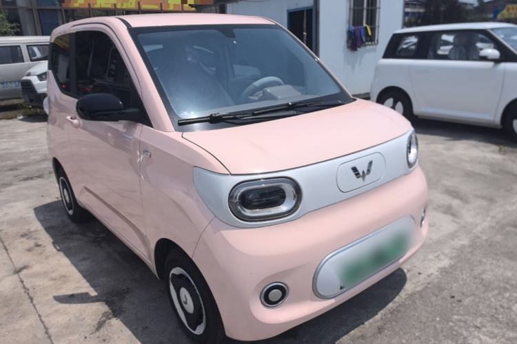 Used Wuling Hongguang MINIEV 2024 3rd Generation 215km Youth Edition Front Right 45 Deg