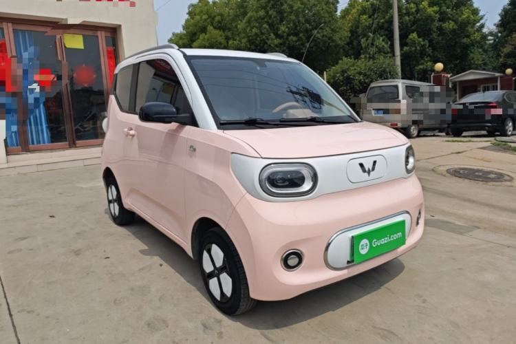 Used Wuling Hongguang MINIEV 2024 3rd Generation 215km Advanced Version Front Right 45 Deg