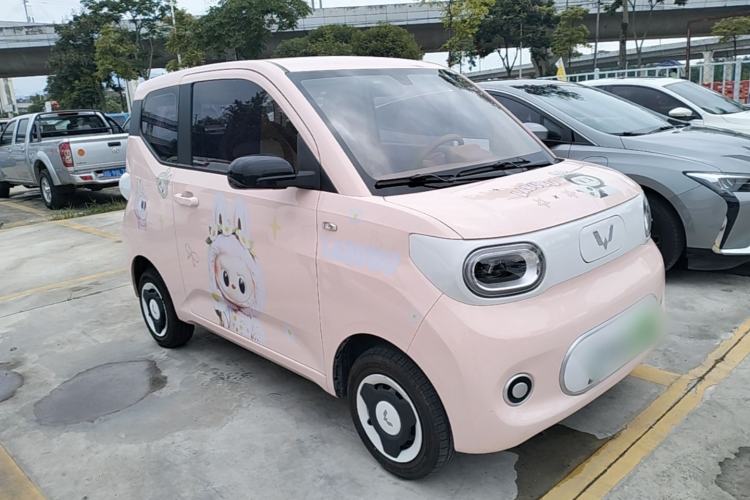 Used Wuling Hongguang MINIEV 2024 3rd Generation 215km Youth Edition Front Right 45 Deg