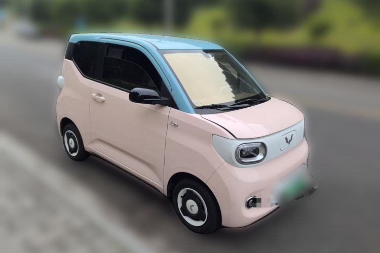 Used Wuling Hongguang MINIEV 2024 Third Generation 120 km Front Right 45 Deg