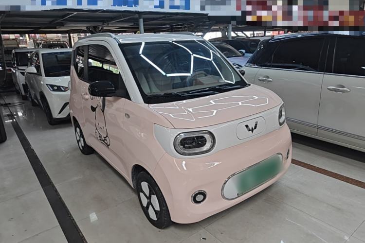 Used Wuling Hongguang MINIEV 2024 3rd Generation 215km Advanced Version Front Right 45 Deg