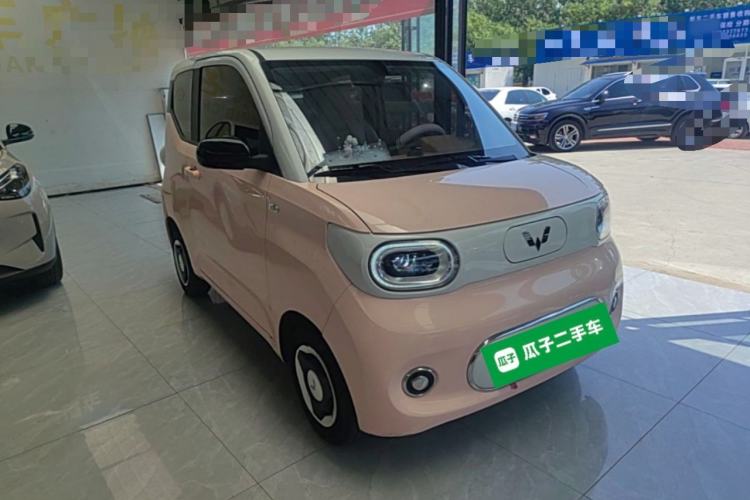 Used Wuling Hongguang MINIEV 2024 Third Generation 120 km Front Right 45 Deg