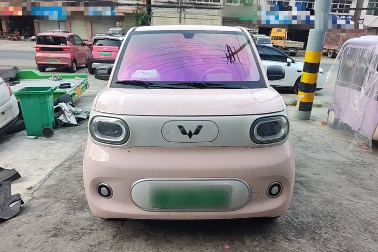 Used Wuling Hongguang MINIEV 2024 3rd Generation 215km Youth Edition Front