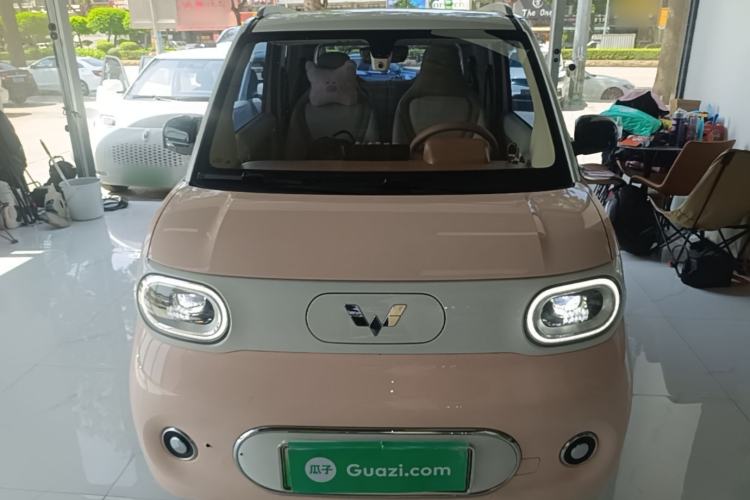 Used Wuling Hongguang MINIEV 2024 3rd Generation 215km Advanced Version Front