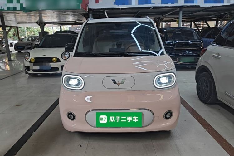 Used Wuling Hongguang MINIEV 2024 3rd Generation 215km Advanced Version Front
