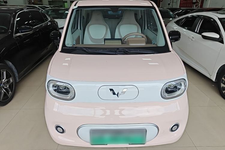 Used Wuling Hongguang MINIEV 2024 3rd Generation 215km Youth Edition Front