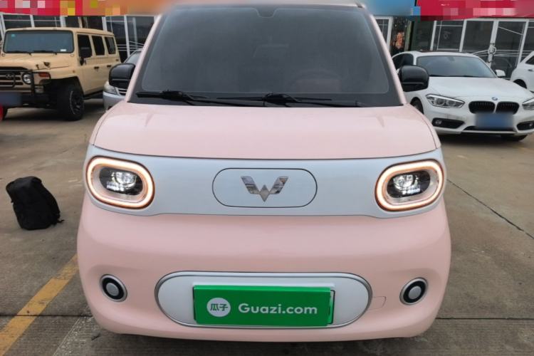 Used Wuling Hongguang MINIEV 2024 3rd Generation 215km Youth Edition Front