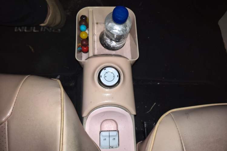 Used Wuling Hongguang MINIEV 2024 3rd Generation 170 km Gear Lever